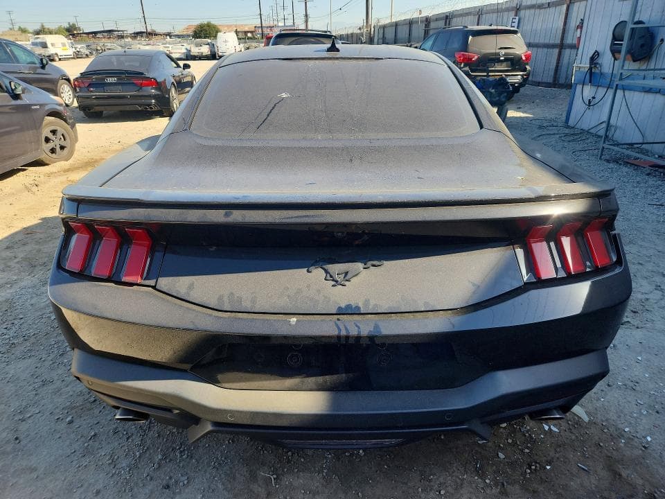 2026 FORD MUSTANG 6