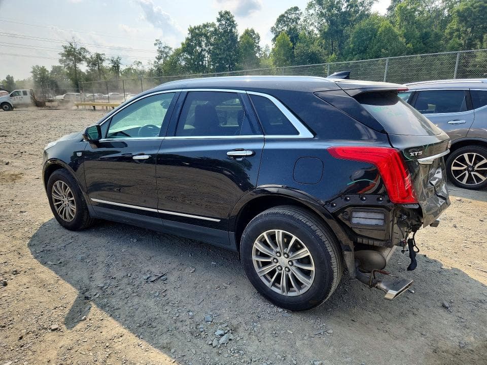 2017 CADILLAC XT5 LUXURY 2