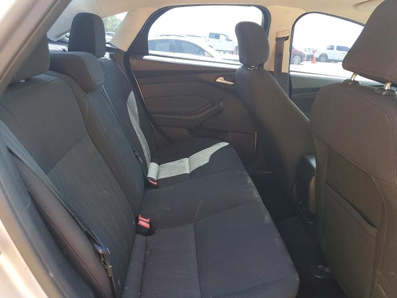 2017 FORD FOCUS SEL 10