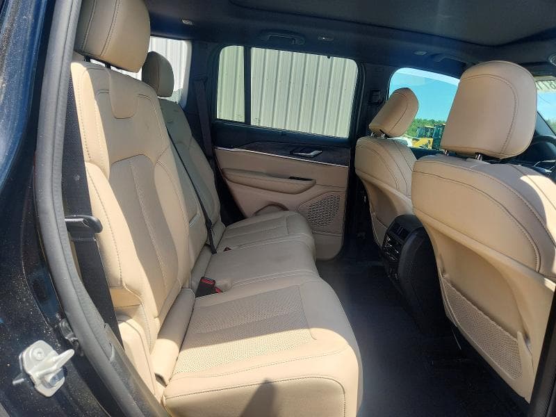 2024 JEEP GRAND CHEROKEE LIMITED 11