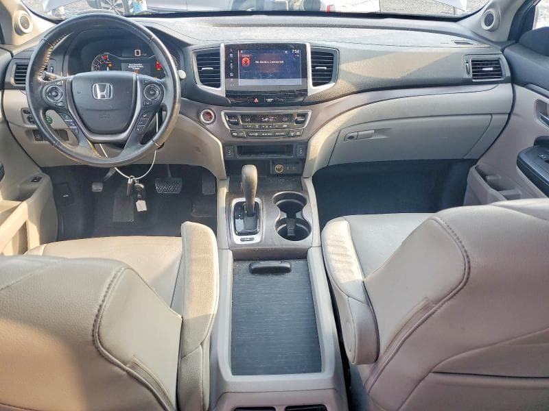 2017 HONDA PILOT EXL 8
