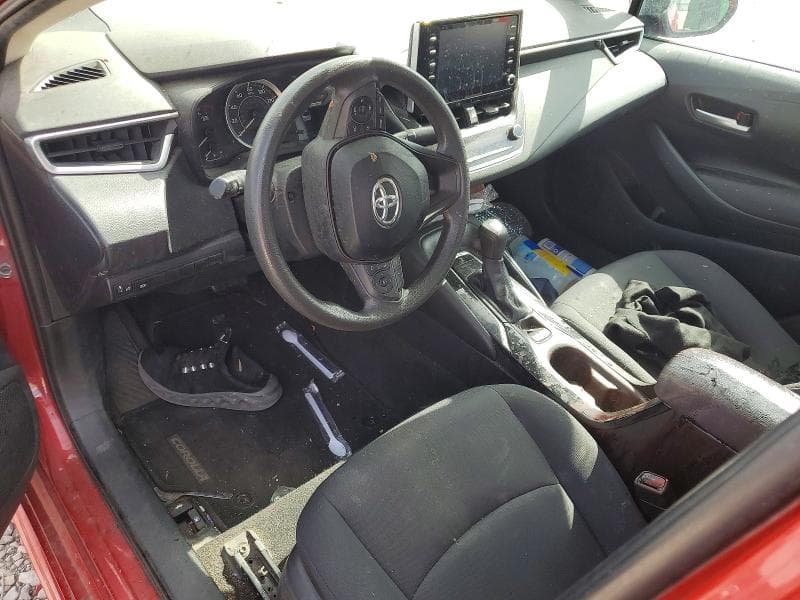 2020 TOYOTA COROLLA LE 8