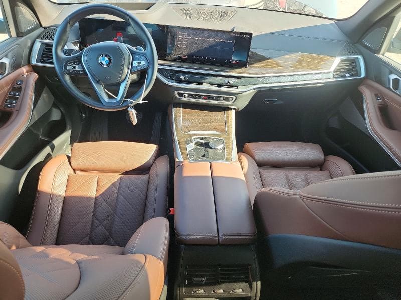 2025 BMW X5 XDRIVE40I 8