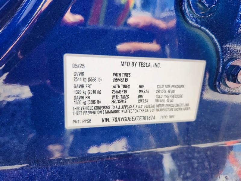 2026 TESLA MODEL Y 12