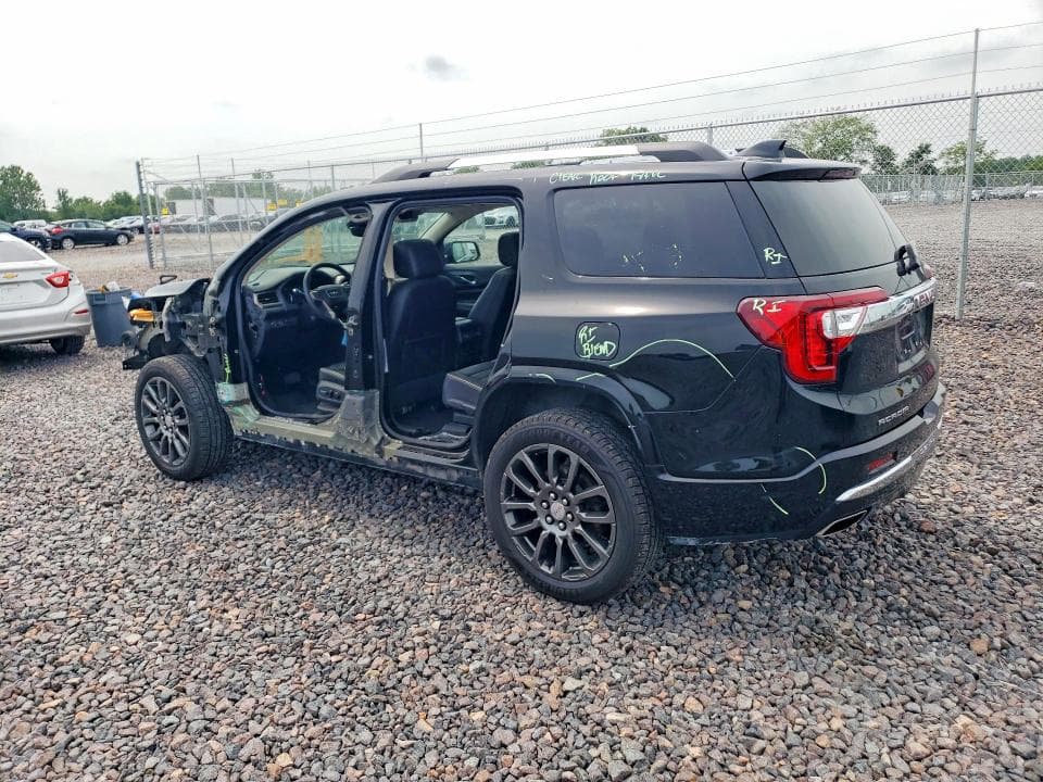 2023 GMC ACADIA DENALI 2