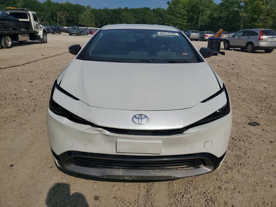 2024 TOYOTA PRIUS XLE 5