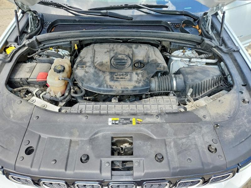 2022 JEEP GRAND CHEROKEE OVERLAND 12