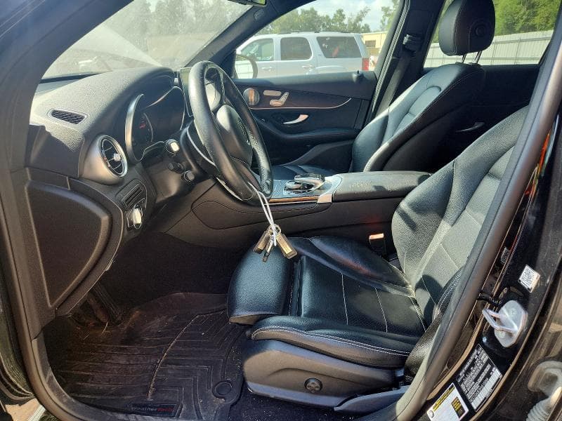 2017 MERCEDES-BENZ GLC 300 7