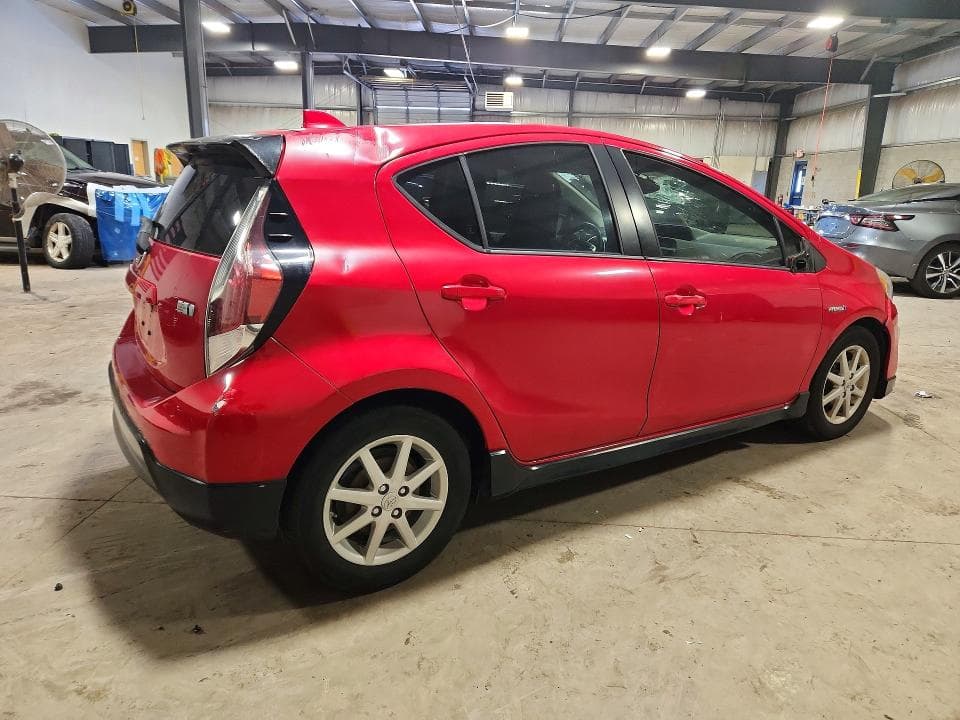 2017 TOYOTA PRIUS C ONE 3