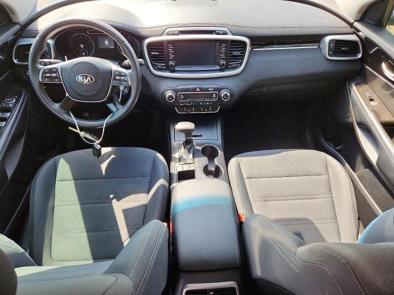 2019 KIA SORENTO LX V6 8