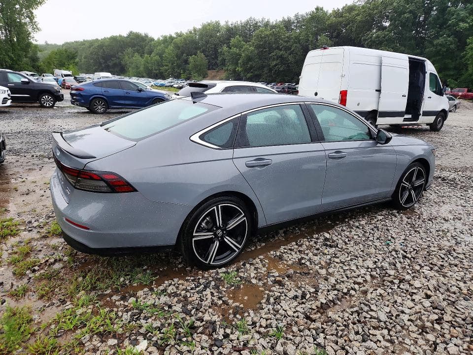 2023 HONDA ACCORD HYBRID SPORT 3