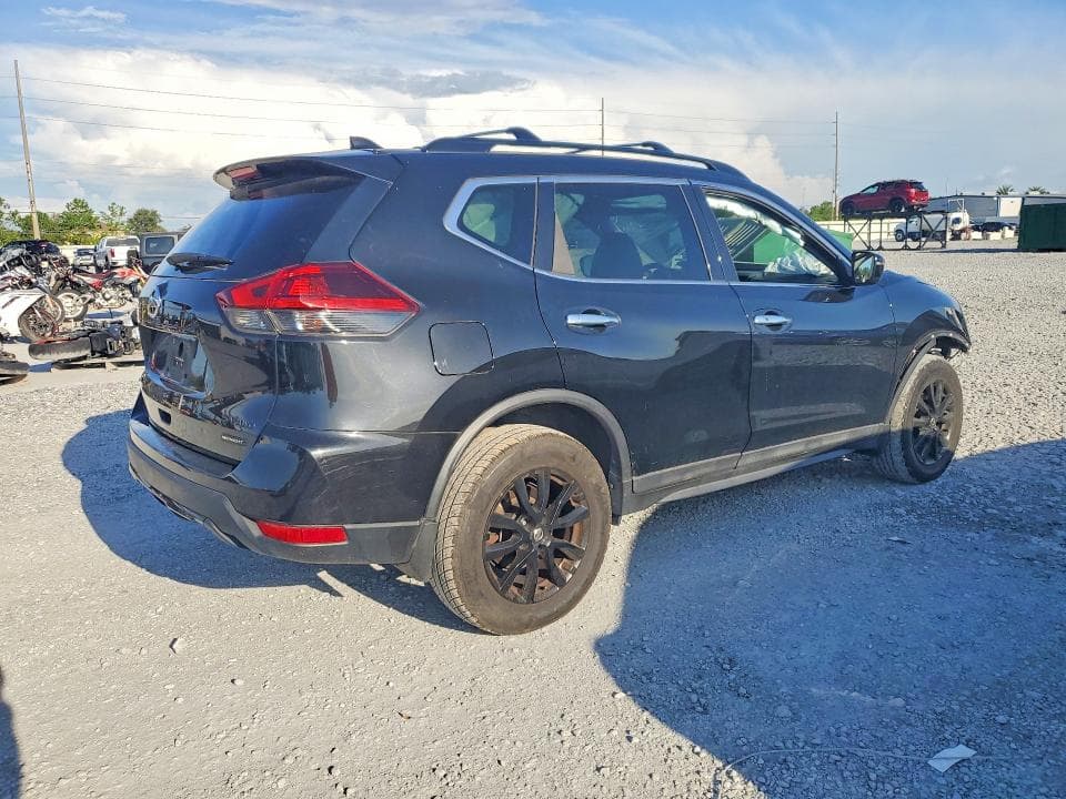 2018 NISSAN ROGUE SV 3