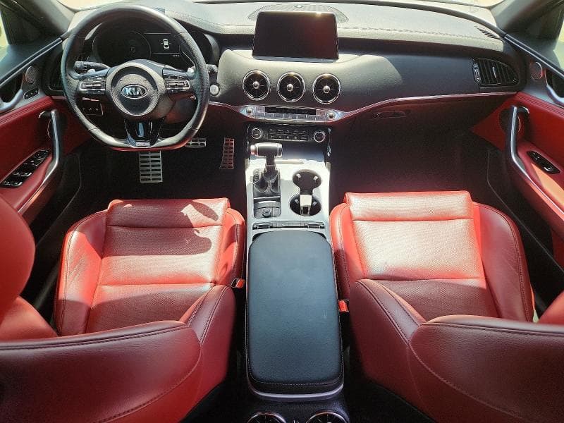 2019 KIA STINGER GT1 8
