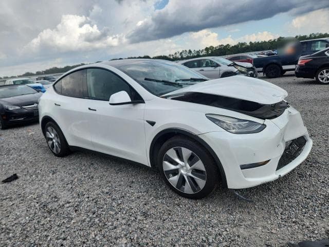 2022 TESLA MODEL Y 4