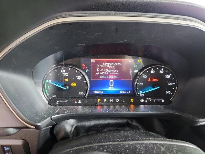 2022 FORD ESCAPE SE 9