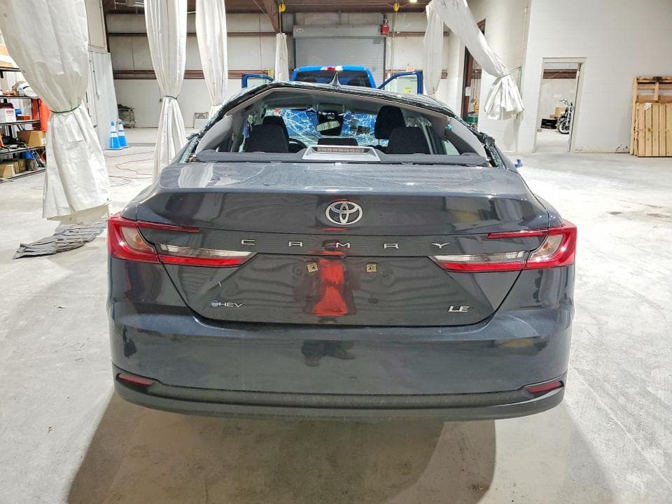 2025 TOYOTA CAMRY LE 6