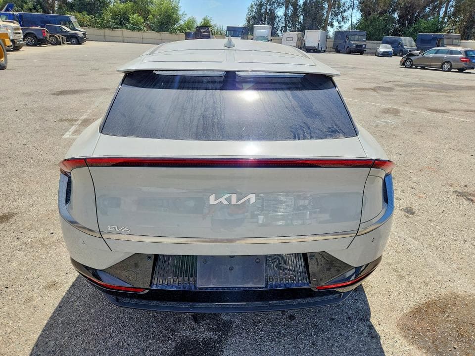 2022 KIA EV6 WIND 6