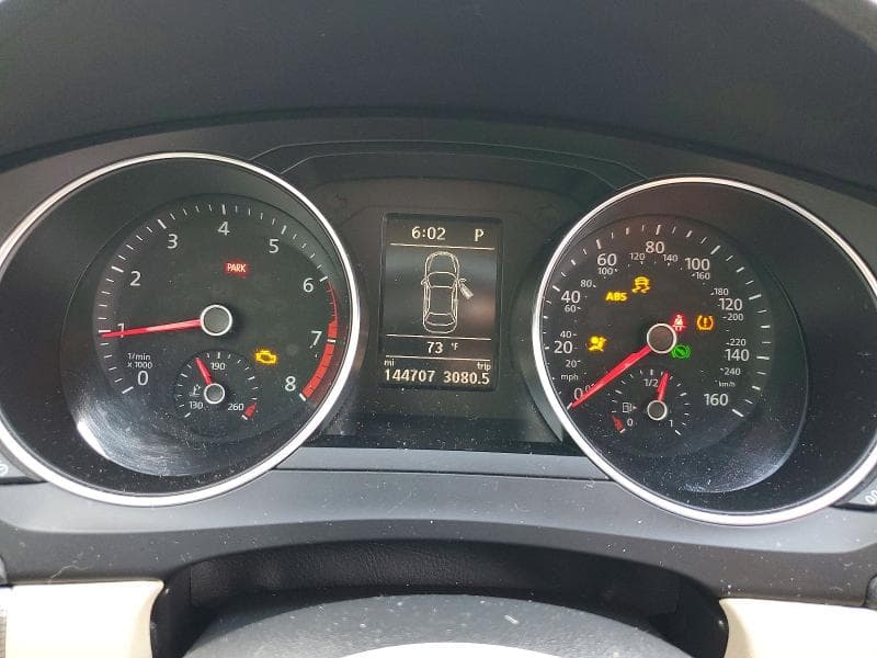 2017 VOLKSWAGEN JETTA SE 9