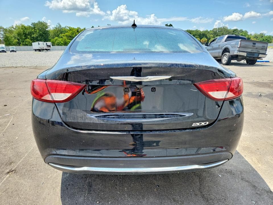 2017 CHRYSLER 200 LIMITED 6