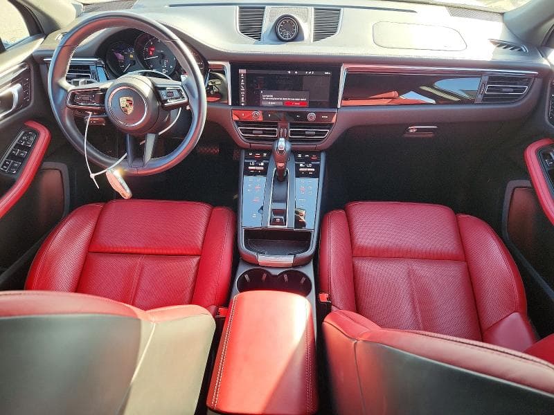 2022 PORSCHE MACAN 8