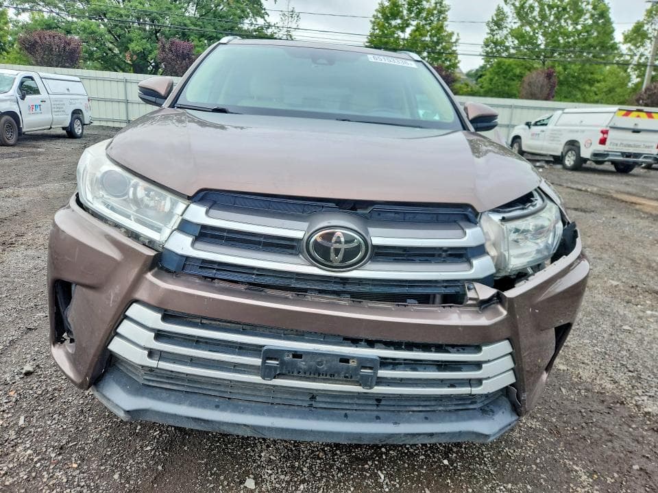 2018 TOYOTA HIGHLANDER XLE 5