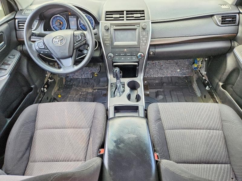 2017 TOYOTA CAMRY LE 8