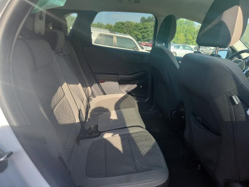 2022 FORD ESCAPE SE 11