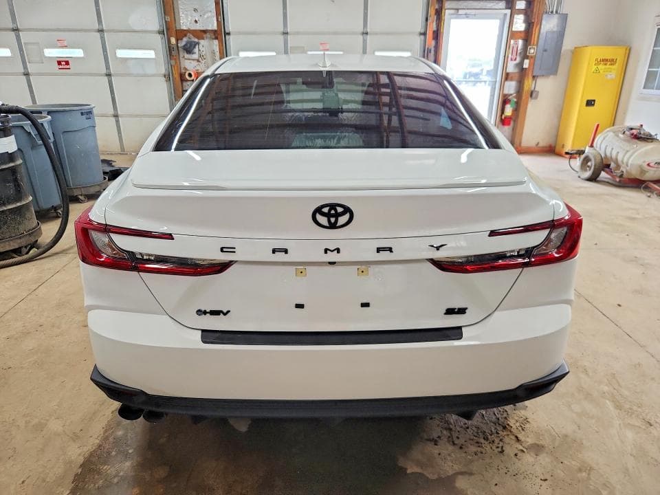 2025 TOYOTA CAMRY SE 6