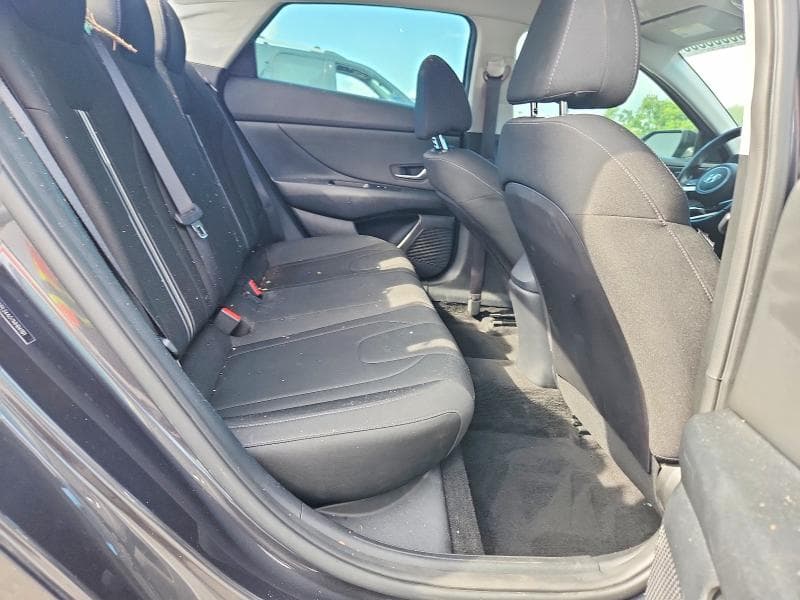 2021 HYUNDAI ELANTRA SEL 10