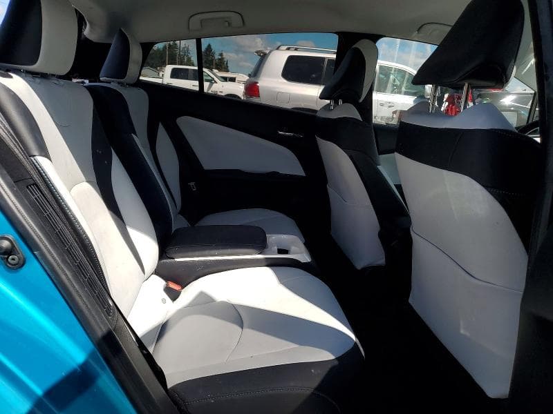 2017 TOYOTA PRIUS PRIME PREMIUM 11