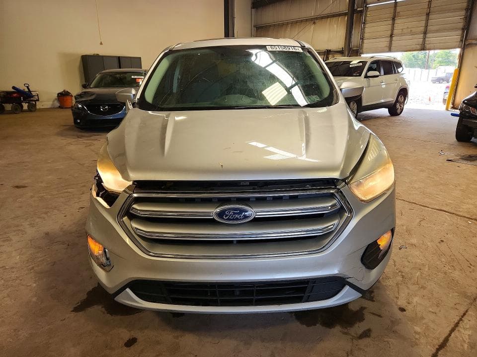 2017 FORD ESCAPE SE 5