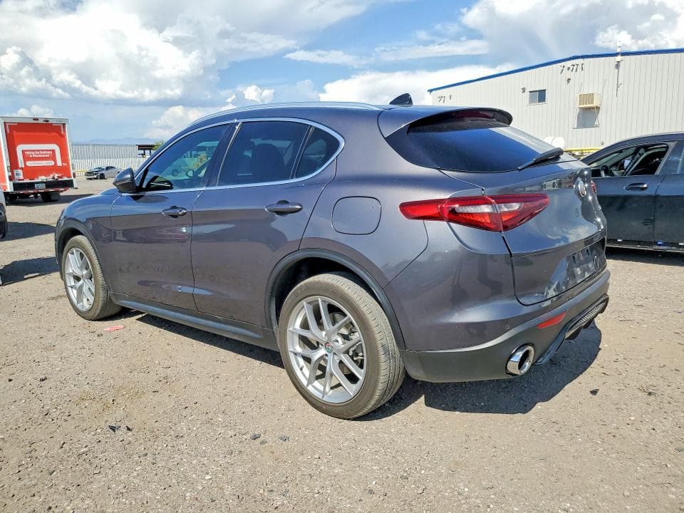 2018 ALFA ROMEO STELVIO TI 2
