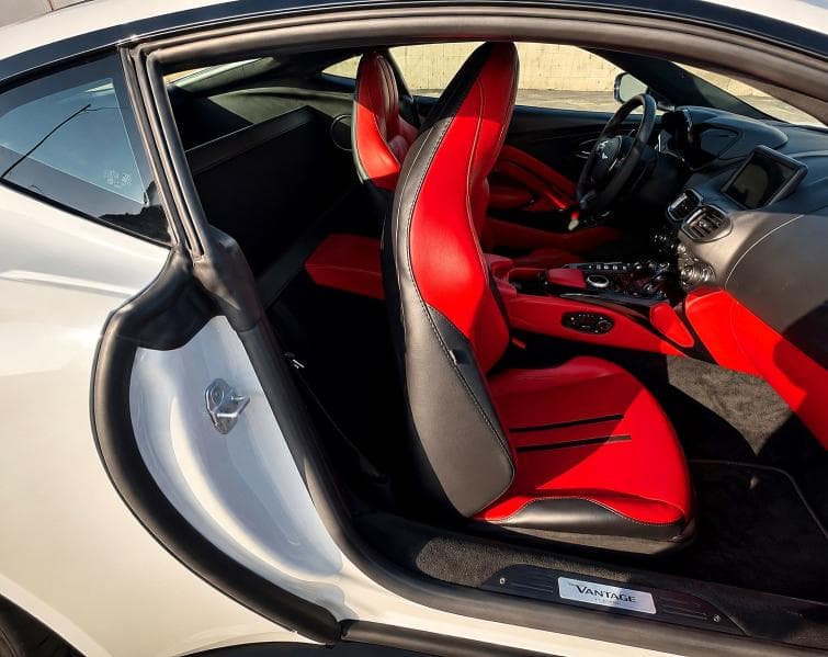 2023 ASTON MARTIN VANTAGE 13