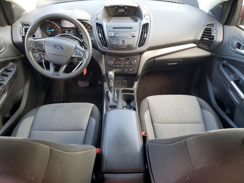 2017 FORD ESCAPE SE 8