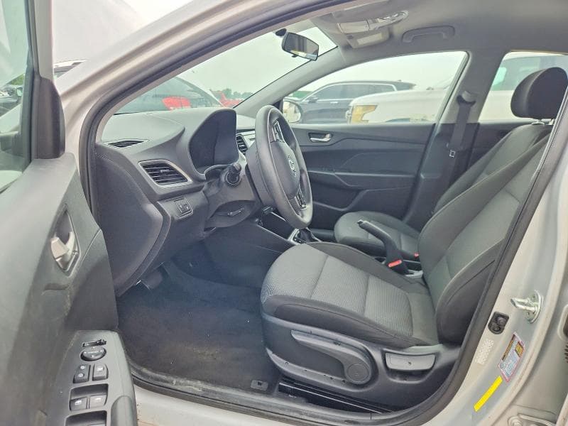 2021 HYUNDAI ACCENT SE 7
