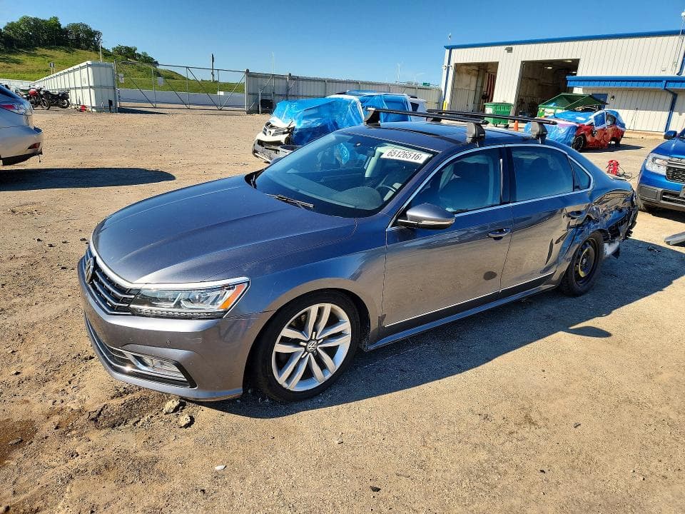 2017 VOLKSWAGEN PASSAT SE - 1