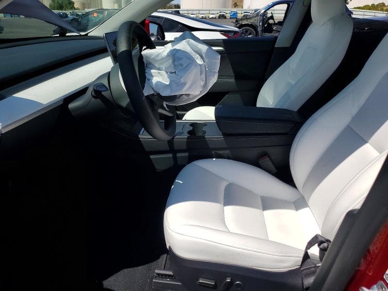 2024 TESLA MODEL Y 7