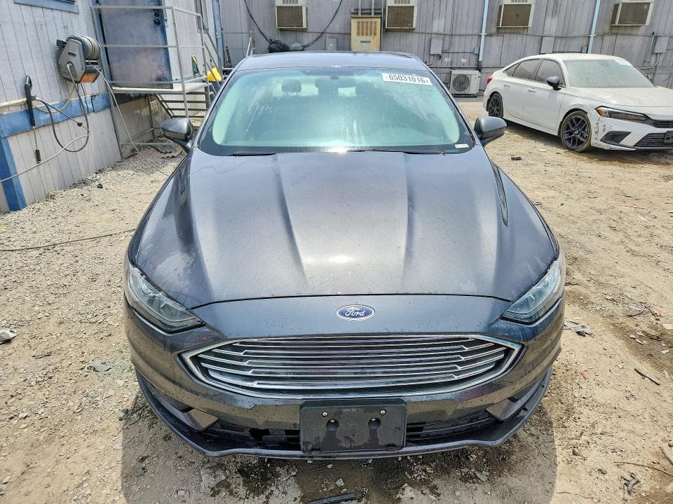 2017 FORD FUSION SE 5