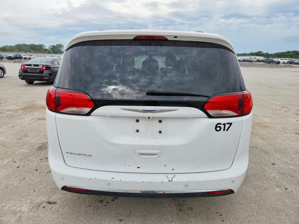 2020 CHRYSLER PACIFICA TOURING L 6