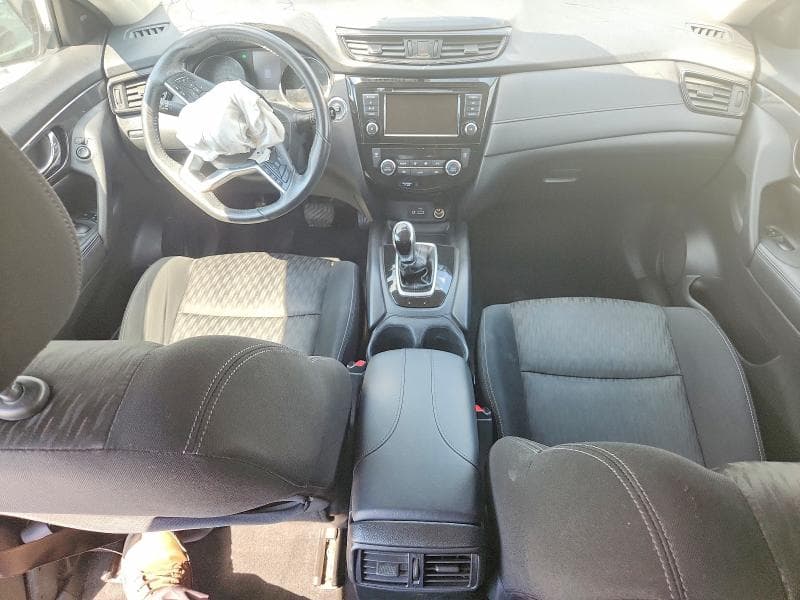2018 NISSAN ROGUE SV 8