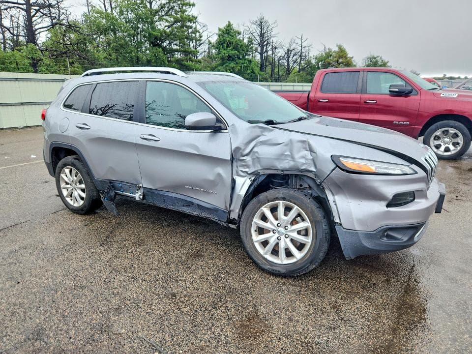 2017 JEEP CHEROKEE LIMITED 4