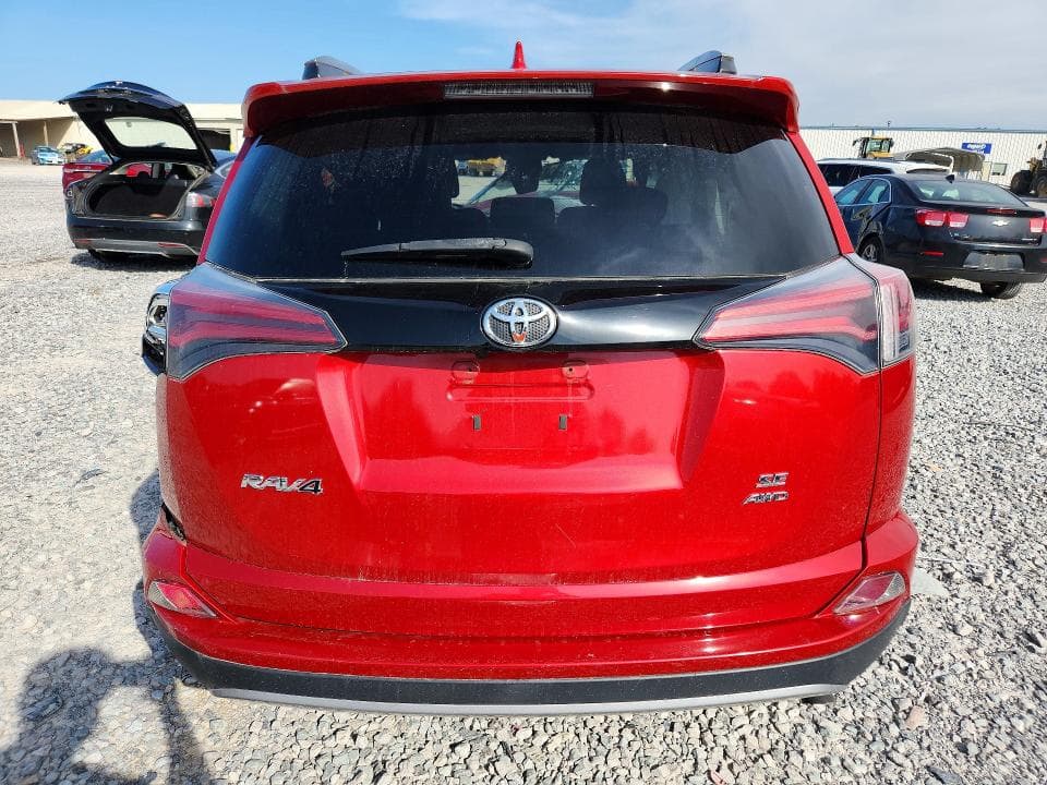 2017 TOYOTA RAV4 SE 6