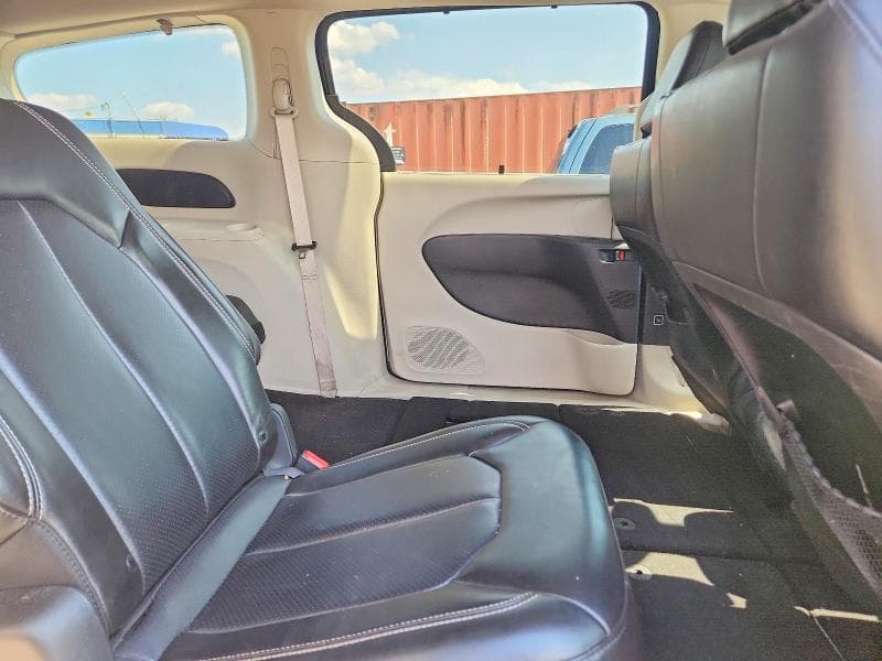 2020 CHRYSLER VOYAGER LXI 11