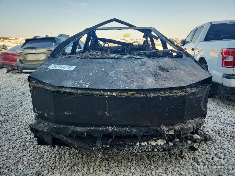 2025 TESLA CYBERTRUCK 5