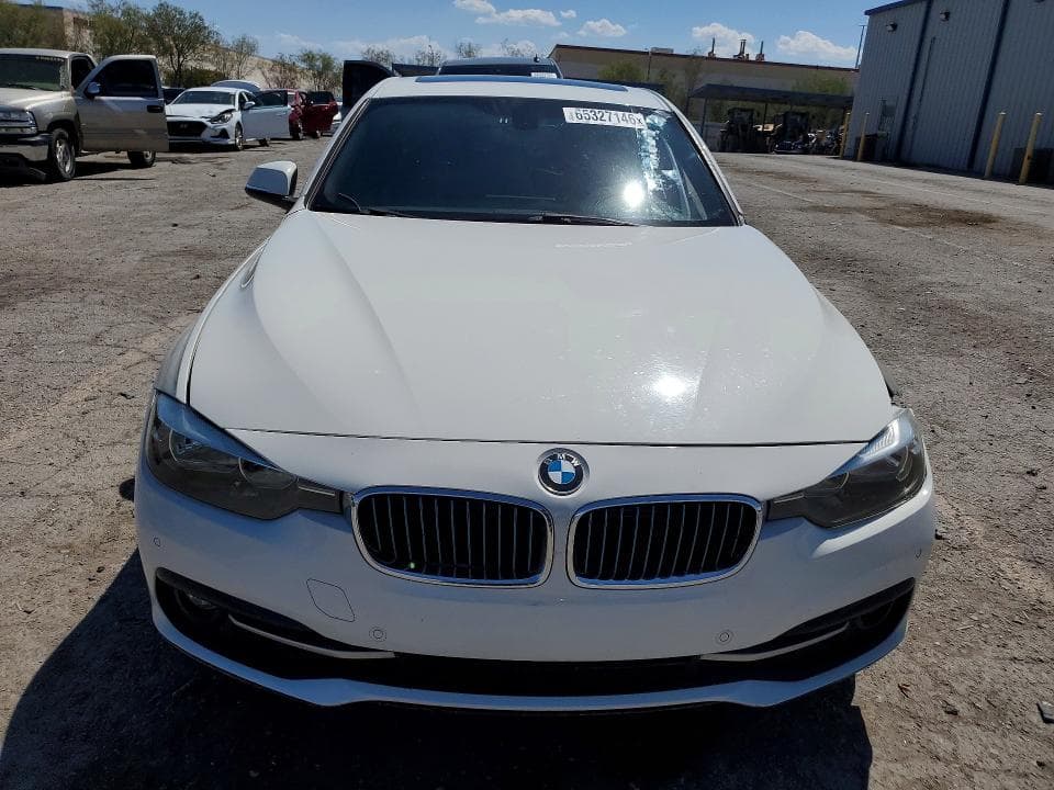 2017 BMW 330E 5