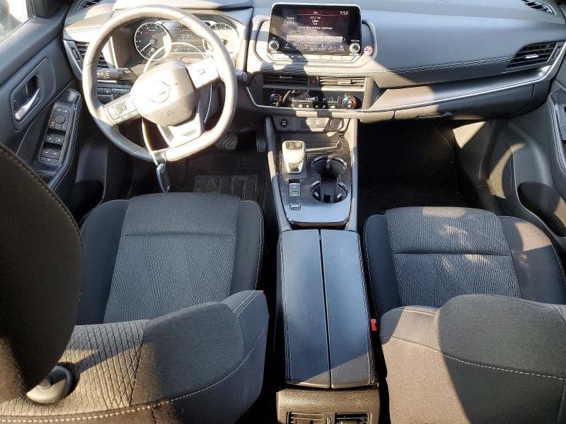 2026 NISSAN ROGUE SV 8