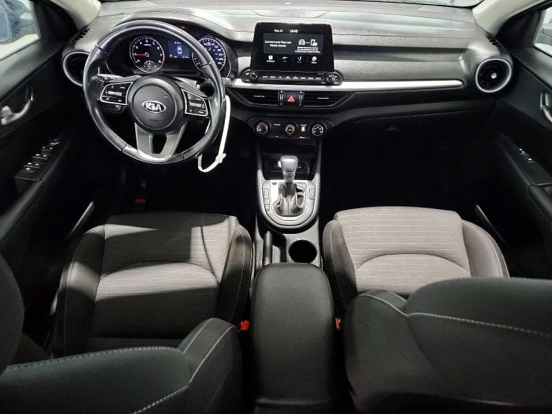 2021 KIA FORTE FE 8