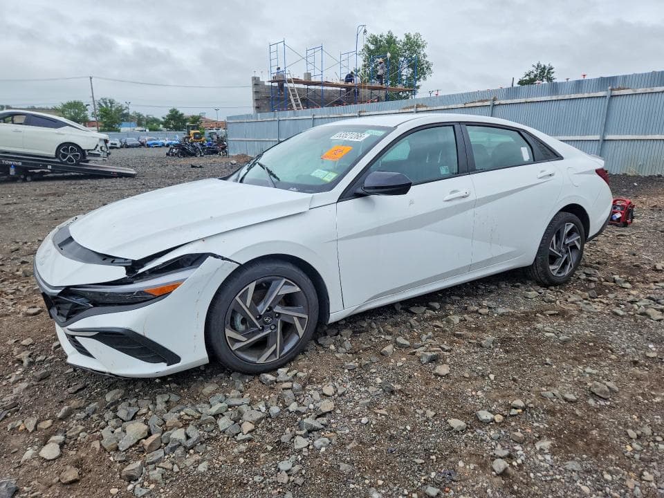 2025 HYUNDAI ELANTRA SEL SPORT