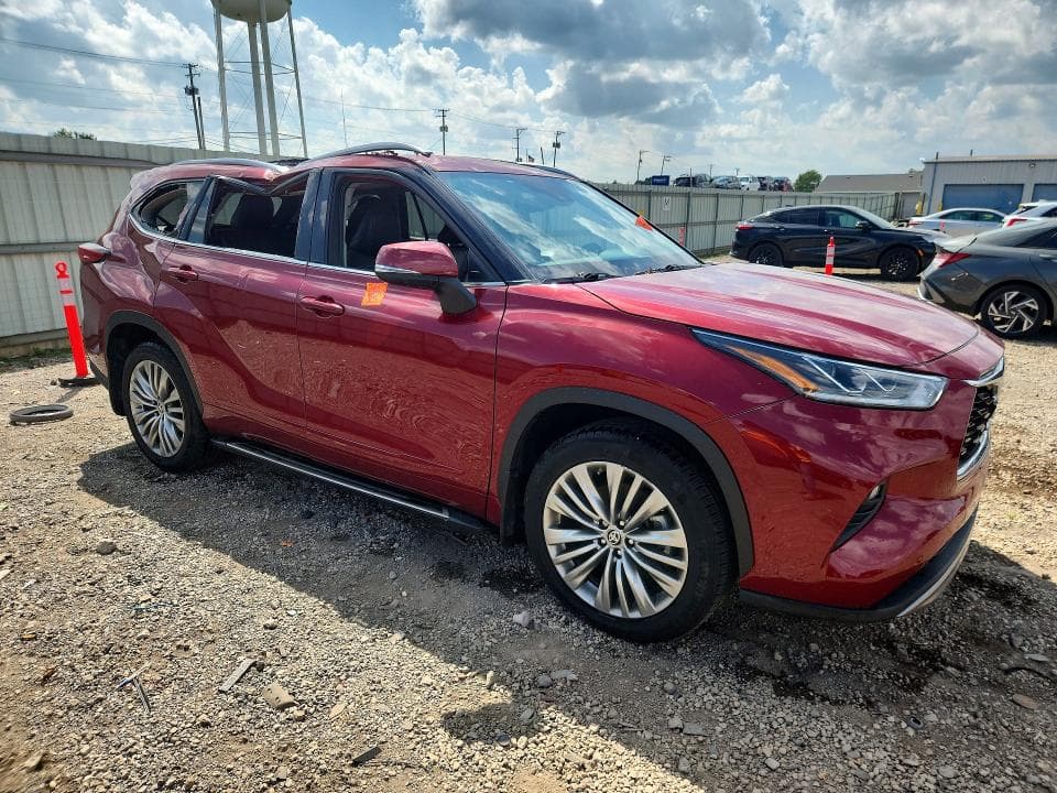 2022 TOYOTA HIGHLANDER PLATINUM 4