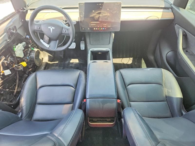 2022 TESLA MODEL Y 8